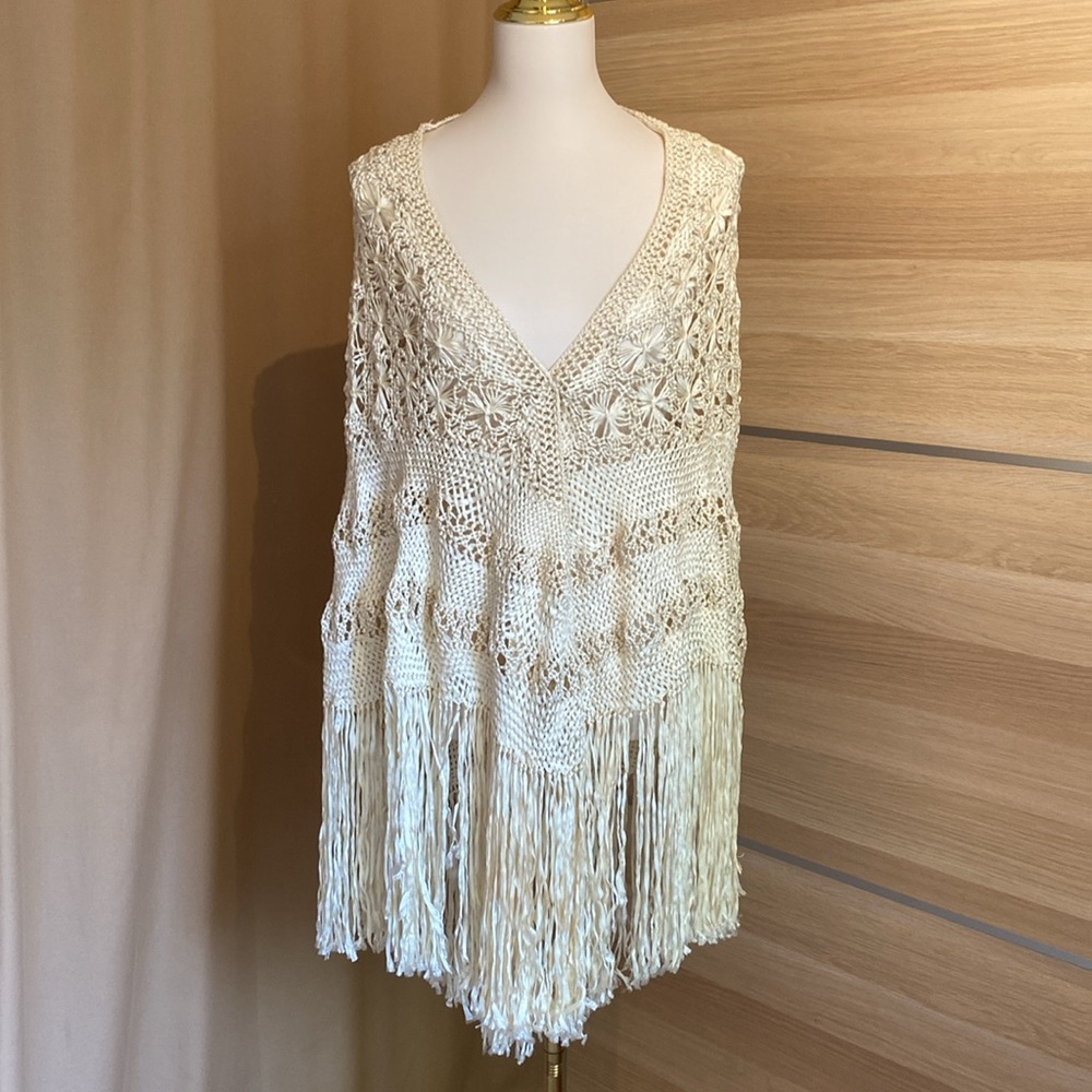 Vintage Handmade Crochet Fringe Shawl Wrap Cream Boho Festival Poncho